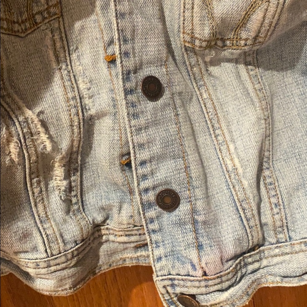 Jean jacket - Picture 2 of 2